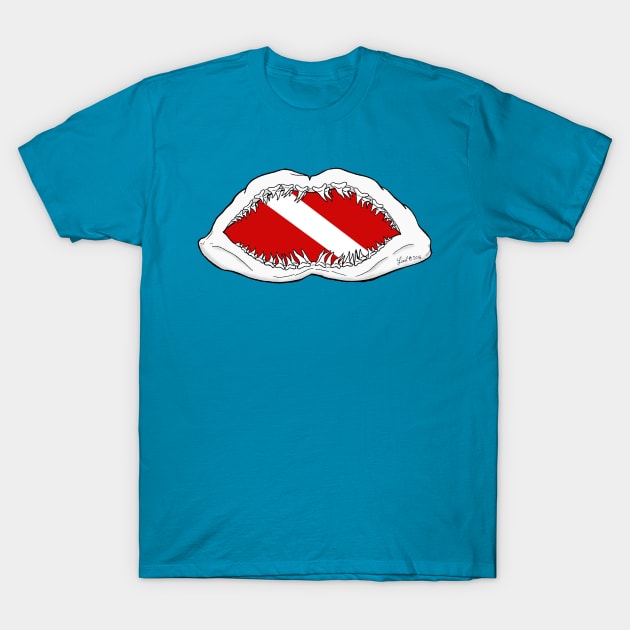 Mako Jaws Dive T-Shirt by HonuHoney